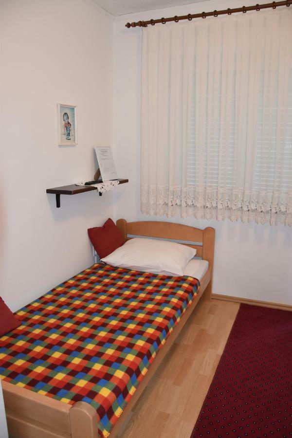 Novosel Apartment *